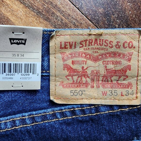 NWT Levi's 550 Relaxed Fit Jeans Size 35x34 - Picture 15 of 15